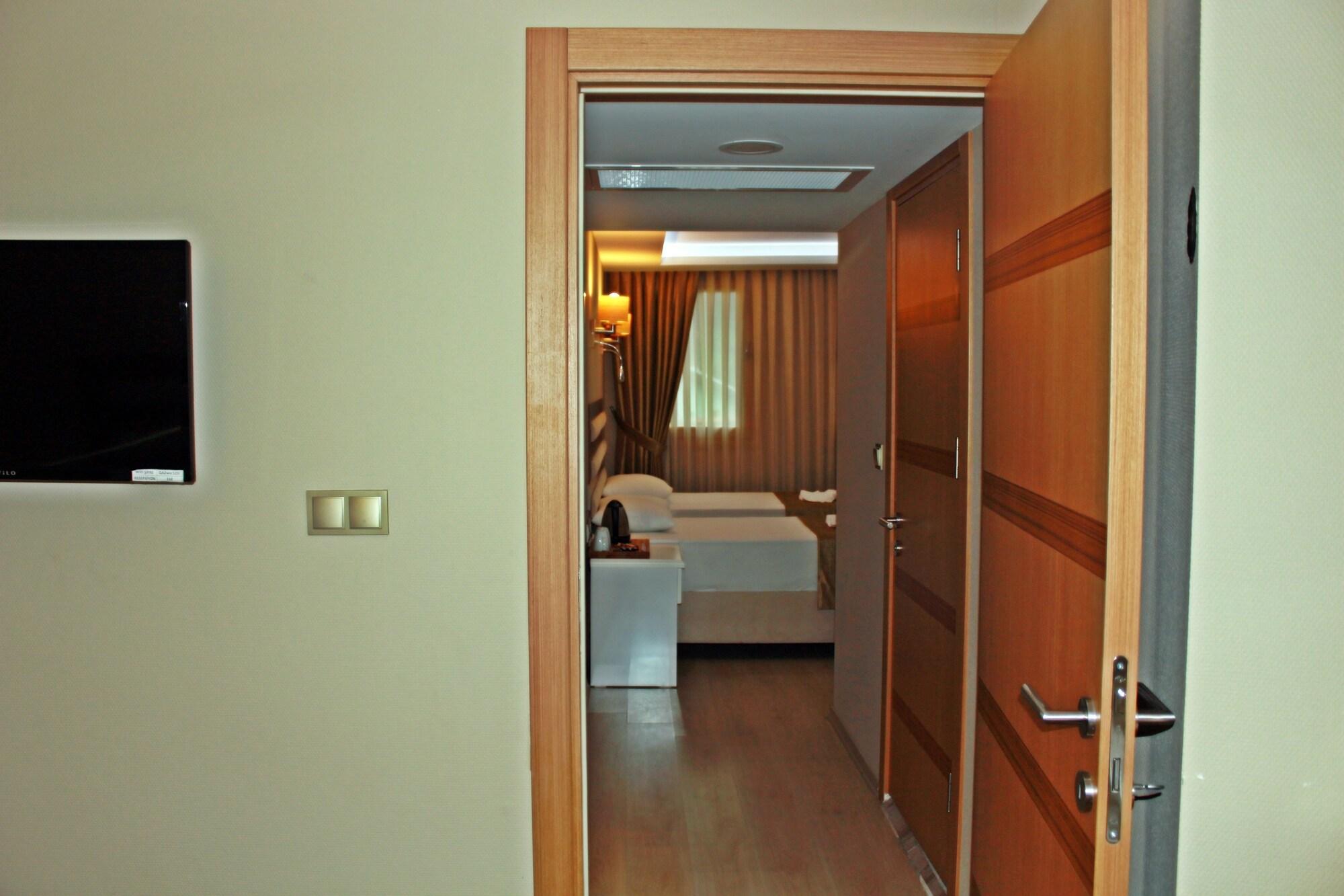 Feza Otel Trabzon Exterior foto